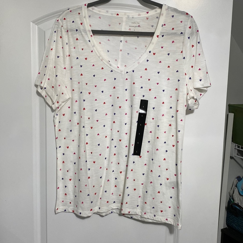 Banana Republic Malibu short sleeve v neck tee size L